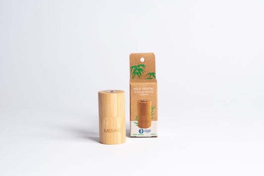 Hilo dental biodegradable con estuche